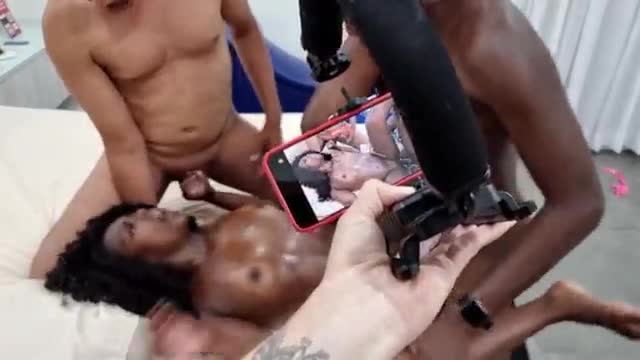 ⁣Bastidores da primeira vez no porno da sensacional Alicia Ribeiro fazendo anal pela primeira vez e e