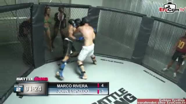 ⁣Curvy ebony slut with big natural tits during interracial sex - XVIDEOS.COM